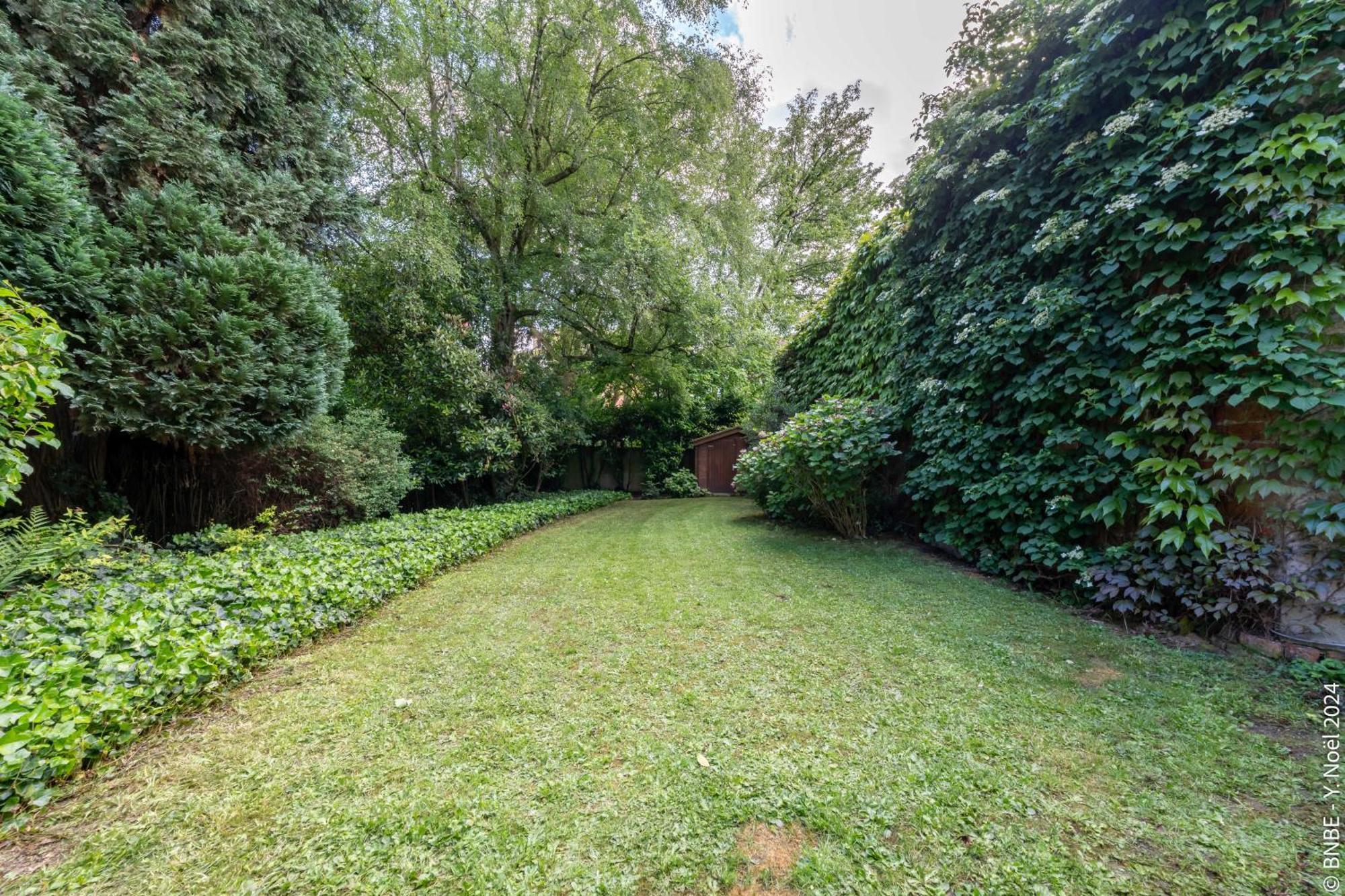 La Louve - Big Place & Garden - Parking Gratuit Брюссель Экстерьер фото